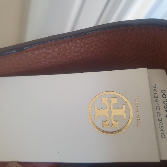 Tory Burch All-T hard to find bag! NWT! - Picture 6 of 14
